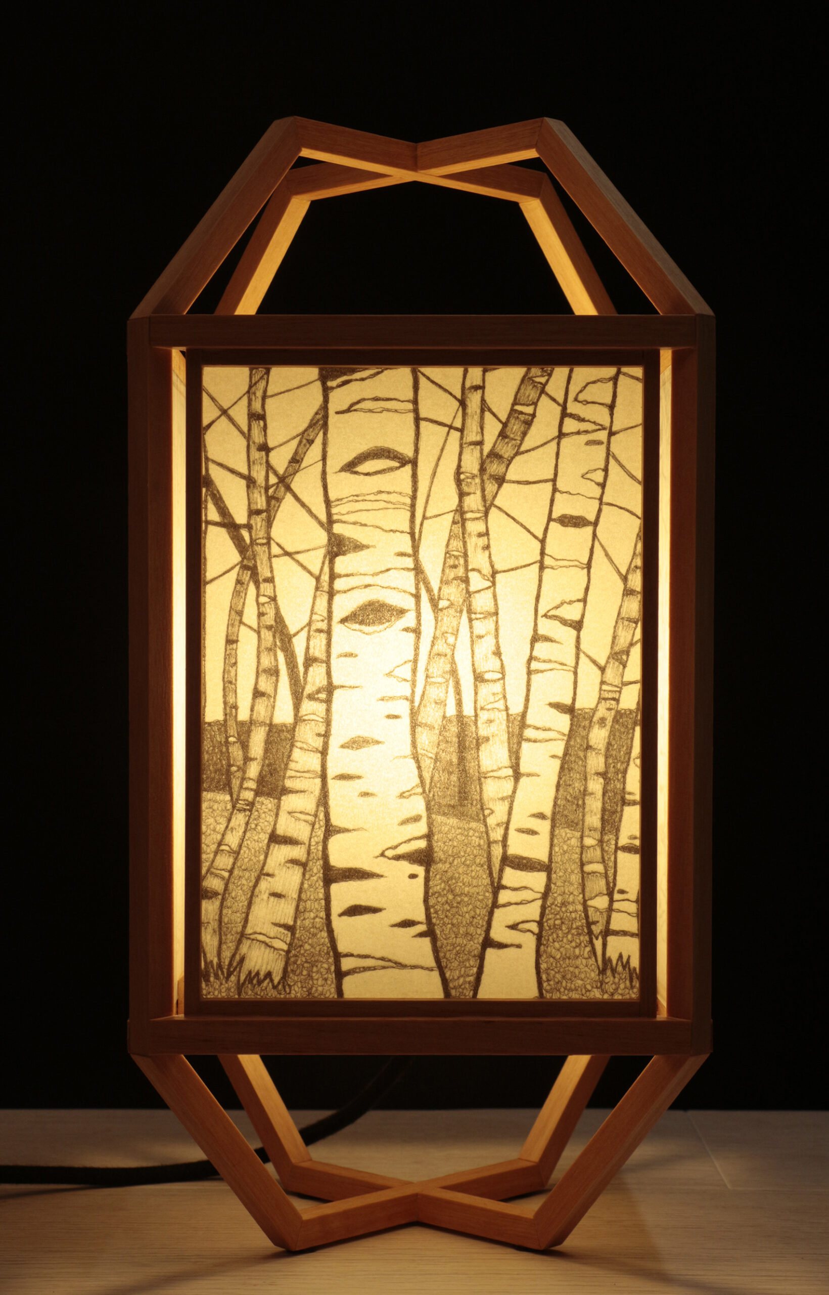 lampada da tavolo in legno fatta a mano stile giapponese con decoro betulle
